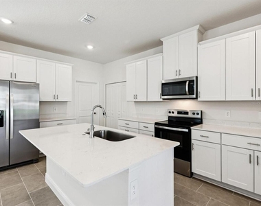 2273 Hen Road - Photo Thumbnail 2