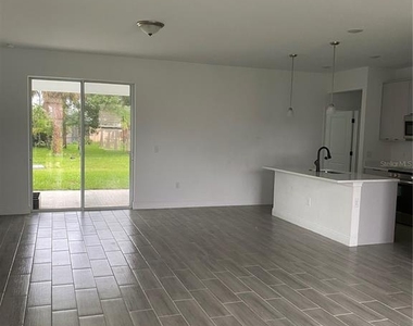 703 Waxwing Court - Photo Thumbnail 7