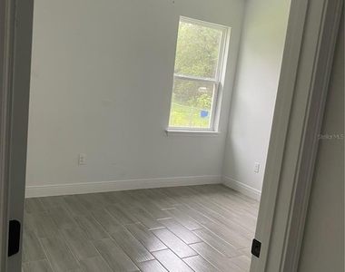 703 Waxwing Court - Photo Thumbnail 5