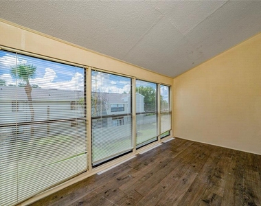1412 Oak Place - Photo Thumbnail 20