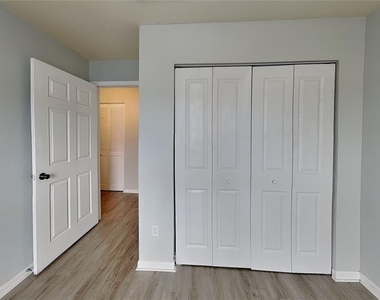 9077 Lee Vista Boulevard - Photo Thumbnail 17