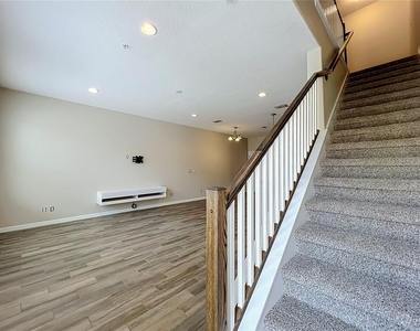 8658 Dufferin Lane - Photo Thumbnail 10