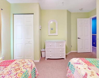 4007 Venetian Bay Drive - Photo Thumbnail 16