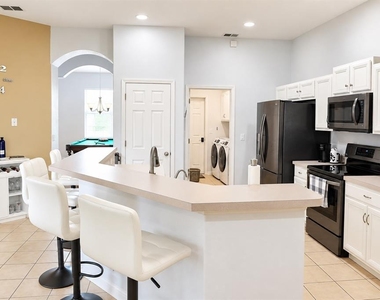 2951 Marbella Drive - Photo Thumbnail 7