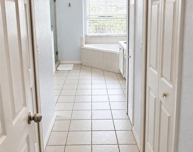2951 Marbella Drive - Photo Thumbnail 20