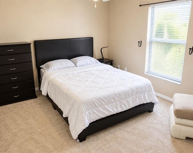 2951 Marbella Drive - Photo Thumbnail 15