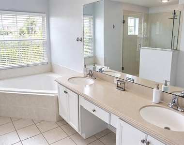 2951 Marbella Drive - Photo Thumbnail 21