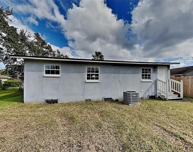502 Dunbar Avenue - Photo Thumbnail 12