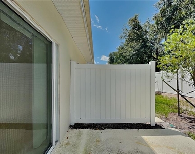 4830 Revolutionary Way - Photo Thumbnail 14