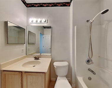 3233 Kings Ridge Terrace - Photo Thumbnail 16