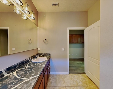 2131 Lacosta Place - Photo Thumbnail 20