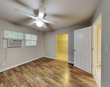 1431 Seminola Boulevard - Photo Thumbnail 9