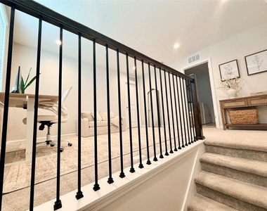 2488 Cedar Rose Street - Photo Thumbnail 16