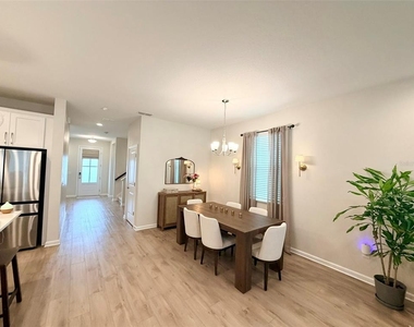 2488 Cedar Rose Street - Photo Thumbnail 13