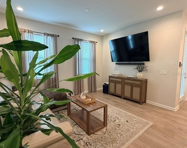 2488 Cedar Rose Street - Photo Thumbnail 15