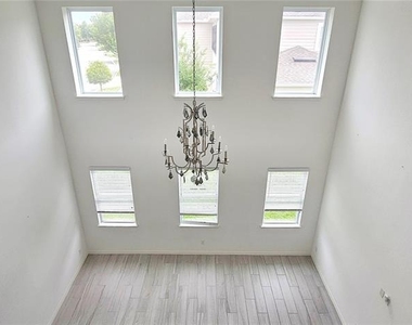 9049 Bradleigh Drive - Photo Thumbnail 9