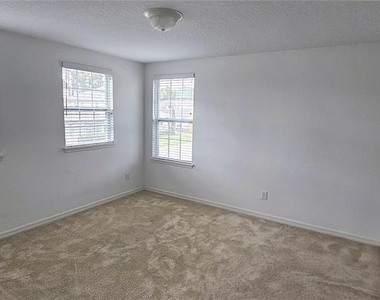 9049 Bradleigh Drive - Photo Thumbnail 22