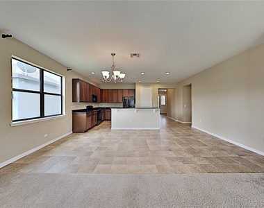 12986 Holdenbury Lane - Photo Thumbnail 7