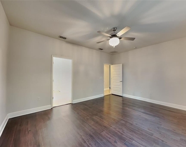 15543 Waterleigh Cove Drive - Photo Thumbnail 8