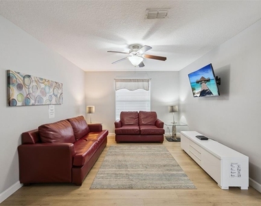 8898 Candy Palm Road - Photo Thumbnail 12