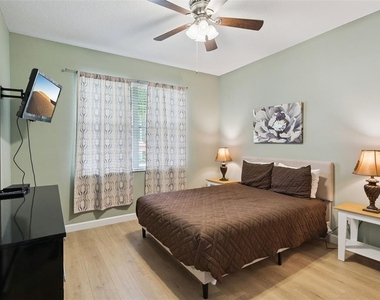 8898 Candy Palm Road - Photo Thumbnail 9