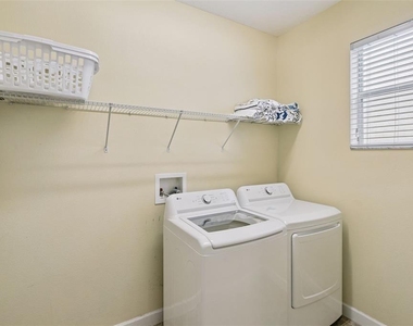 8898 Candy Palm Road - Photo Thumbnail 25