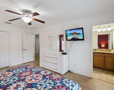 8898 Candy Palm Road - Photo Thumbnail 18