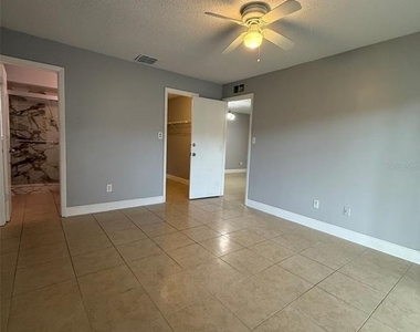 1223 La Mesa Avenue - Photo Thumbnail 14
