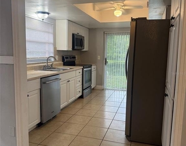 1223 La Mesa Avenue - Photo Thumbnail 6