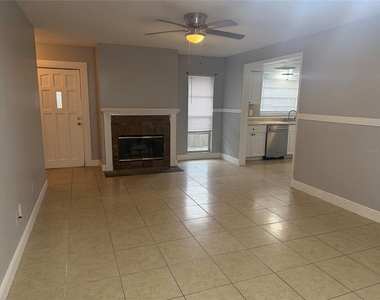 1223 La Mesa Avenue - Photo Thumbnail 2