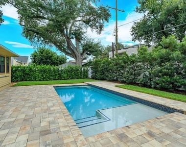 706 Florida Street - Photo Thumbnail 17
