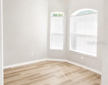 10451 Andover Point Circle - Photo Thumbnail 3