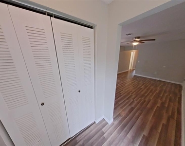 10352 Hemlock Street - Photo Thumbnail 1