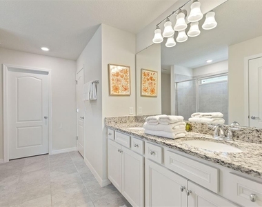 7384 Oakmoss Loop - Photo Thumbnail 28