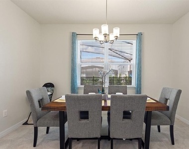 7384 Oakmoss Loop - Photo Thumbnail 11