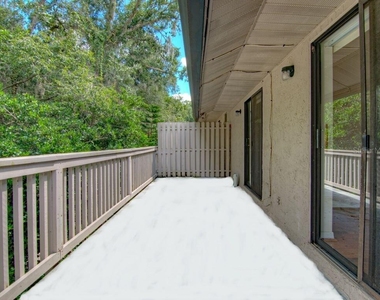 133 Crown Point Circle - Photo Thumbnail 15