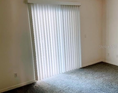 133 Crown Point Circle - Photo Thumbnail 7