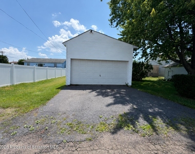 133 Thirwell Avenue - Photo Thumbnail 7
