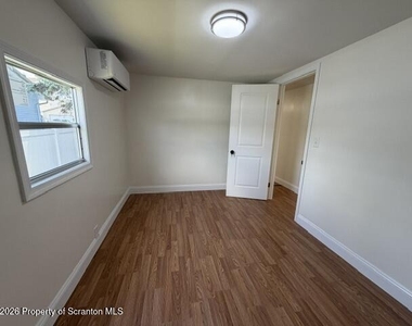 133 Thirwell Avenue - Photo Thumbnail 11