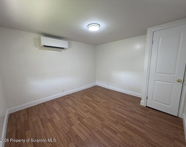 133 Thirwell Avenue - Photo Thumbnail 13