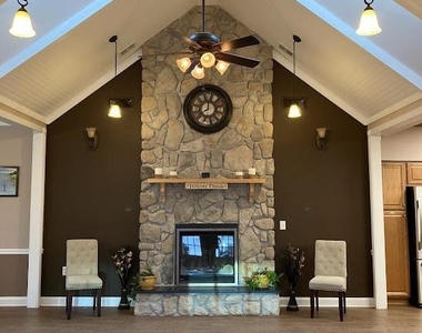 1962 Pine Court - Photo Thumbnail 24
