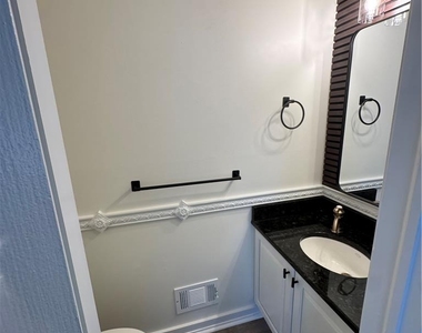 1962 Pine Court - Photo Thumbnail 26
