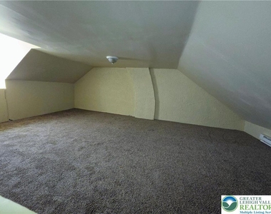 729 Chestnut Street - Photo Thumbnail 15