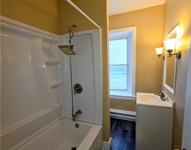 729 Chestnut Street - Photo Thumbnail 12