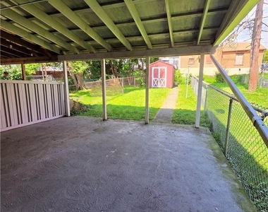 1005 Seneca Street - Photo Thumbnail 21
