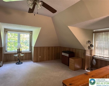 26 Center Ave - Photo Thumbnail 22