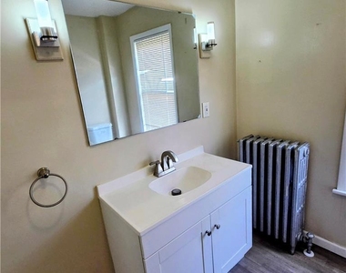 2111 N 1st Avenue - Photo Thumbnail 13
