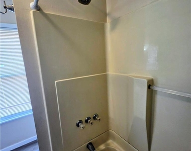 2111 N 1st Avenue - Photo Thumbnail 14
