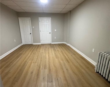 1343 Washington Street - Photo Thumbnail 4
