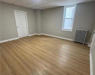 1343 Washington Street - Photo Thumbnail 6